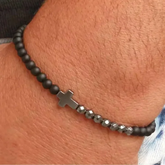 Men’s Onyx Beaded Cross Bracelet