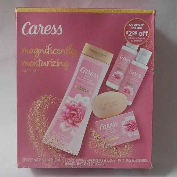 Caress Magnificently Moisturizing Gift Set - Pink