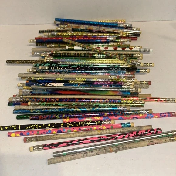 Huge Lot Of 100 Multicolor Graphic Design Pencils School Supplies Y2K 90s‎ B4