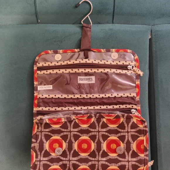 Cosmetic travel bag