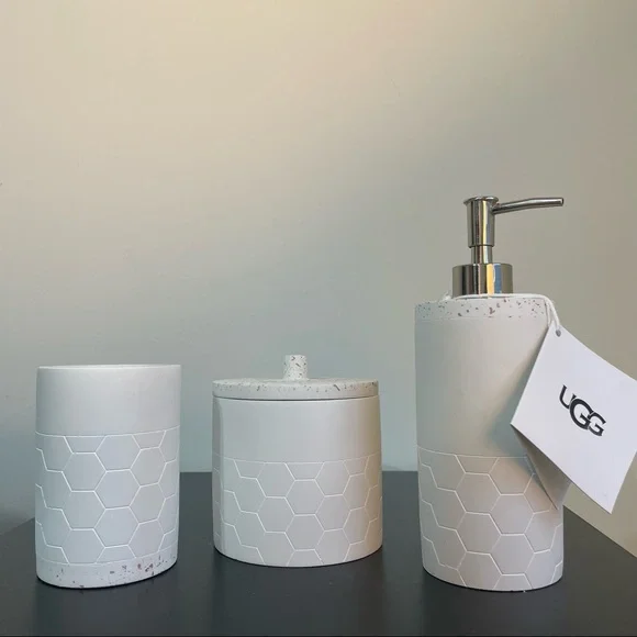 UGG Bathroom essentials despensers cermaics