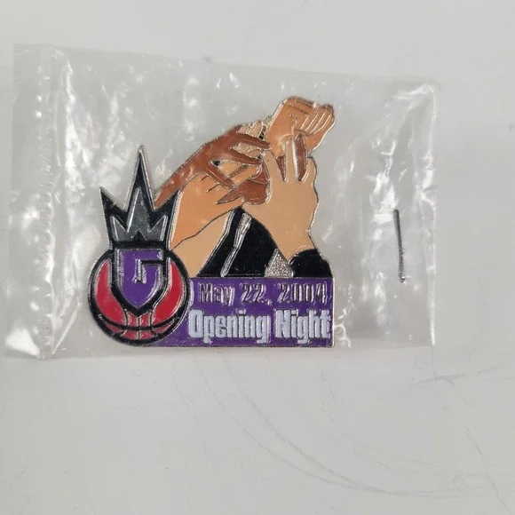 Vintage Sacramento Monarchs Opening Night 2004 Pin WNBA Basketball