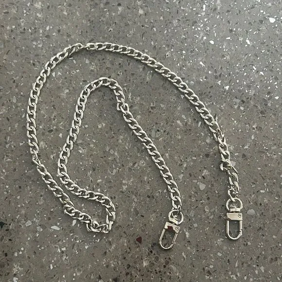 NWT Silver Chain Purse Strap 31