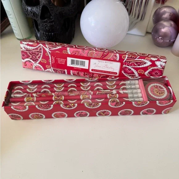 Vera Bradley Pencil Box Set Rosy Posies (Item #11270) Ten #2 Pencils & Sharpener