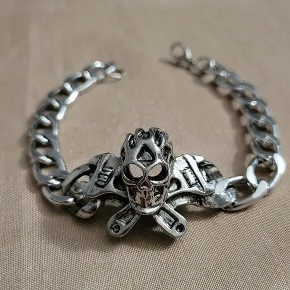 Silver & black skull and cross chunky gothic biker bracelet