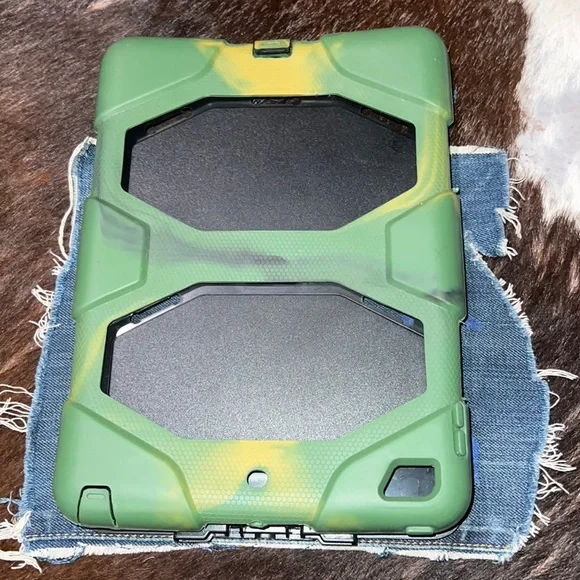 Apple IPAD 9.7in (2018) tough protective case