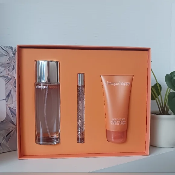NWT Clinique - Happy Set