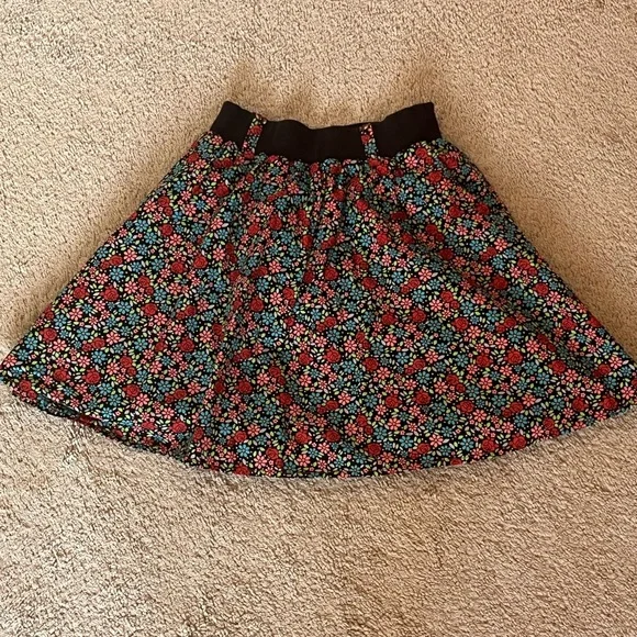 The Children's Place Girl's Floral and Comfy Skirt Size 8 with Belt Loops