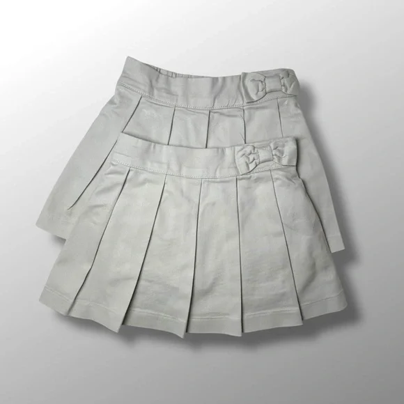 The Children’s Place uniform girls sandy bow front skort bundle size 4T