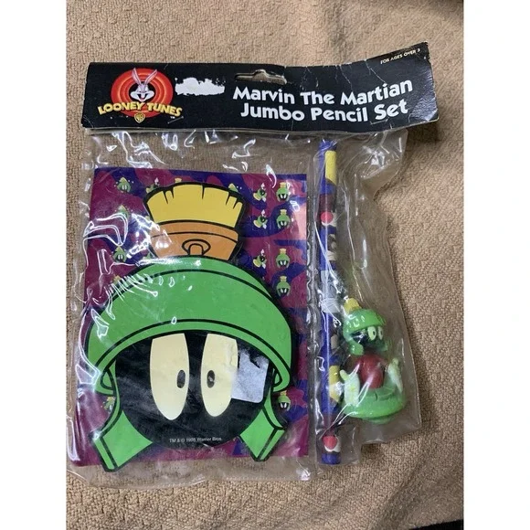 Marvin The Martian Jumbo Pencil Set Notebook Pen Set  VTG 90s‎