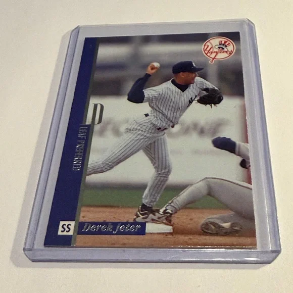 Derek Jeter 1996 Leaf Preferred Baseball Card Vintage Collectible #116