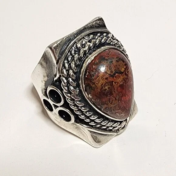 Vintage Silver Teardrop Stone Ring Size 10