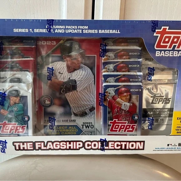 Topps 2023 Flagship collection