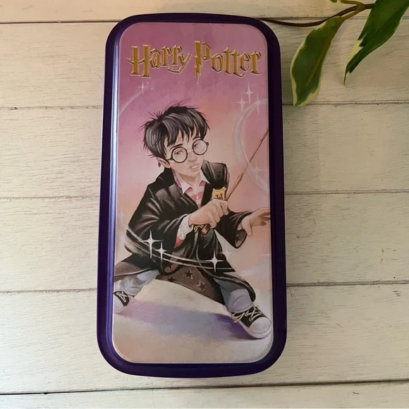 Vintage y2k 2000 Harry Potter Pencil Tin Case Trinket Box