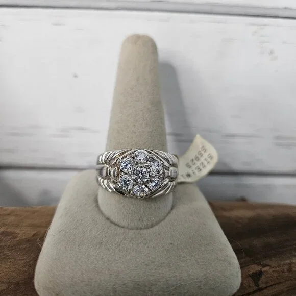 Sterling Silver Cubic Zirconia cluster Men`s Ring size 15 NWT