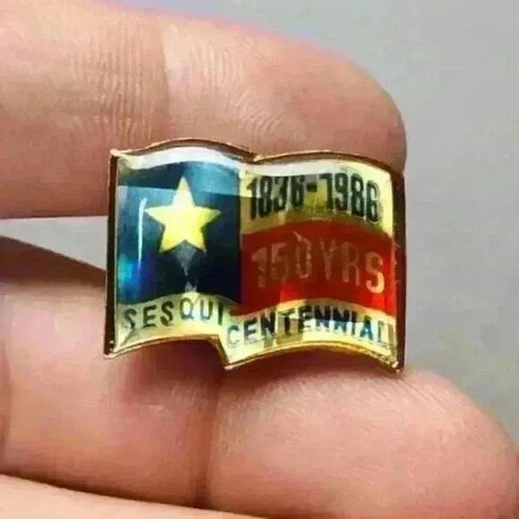 Vintage Texas Sesquicentennial Enamel Lapel Hat Pin 1836-1986 TX Flag Gold-Tone