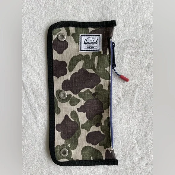 Herschel supply multi camouflage zipper pencil pouch
