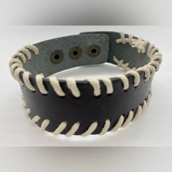 Mexican Artisan Handmade Brown Leather Cuff Braclet