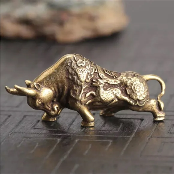 Financial wealth brass bull