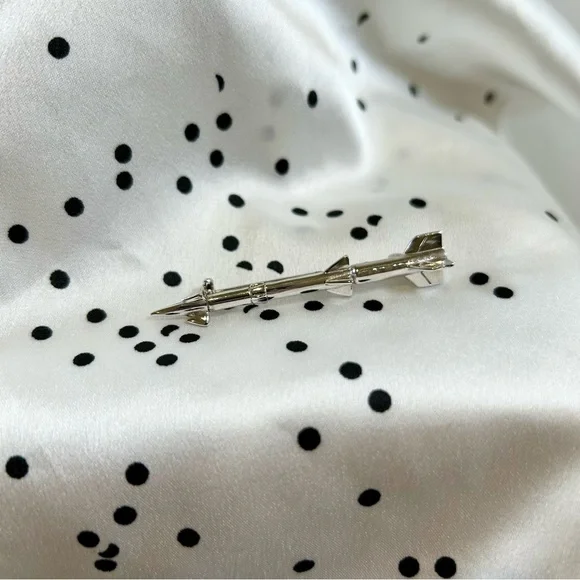 Vintage 1950s-60s Rugin Signed Silver Tone Missile Label Pin Brooch