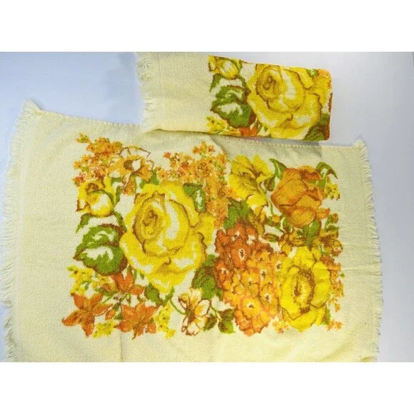 2pc Vintage MCM Orange Olive Green Yellow FLOWER POWER DAISY Bath Towel Set