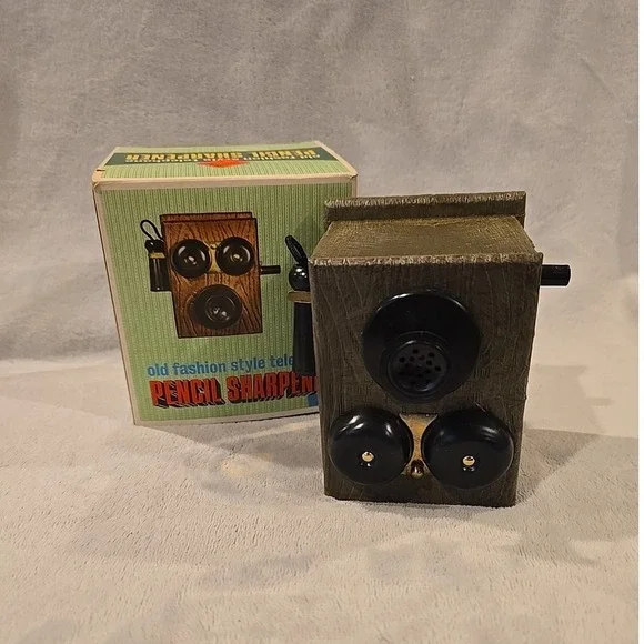 Vintage Old Fashion Style Telephone Pencil‎ Sharpener