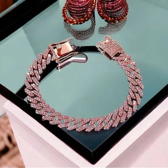 15% off 3+ Bundles 8” Pink Rhinestone l Bracelet l Unisex l New