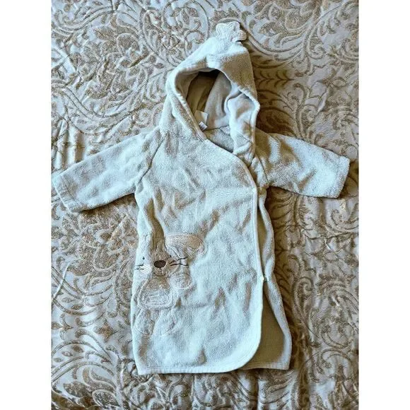 Baby 0-12 Month Bath Robe Used