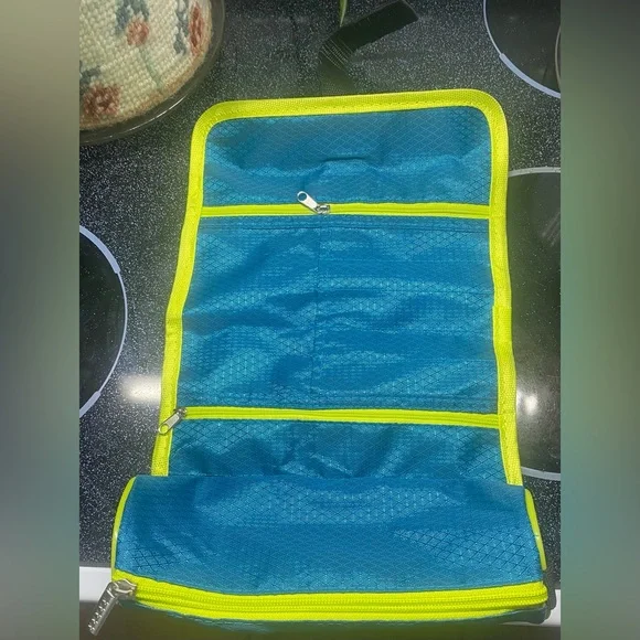 Five Star 2-In-1 Rollup Pencil Pouch Aqua Yellow with Velcro