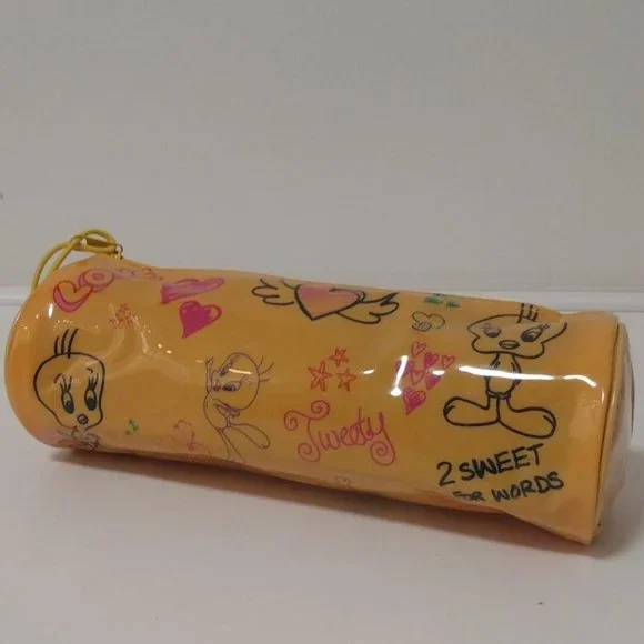 Tweety Bird Plastic Pencil Holder.