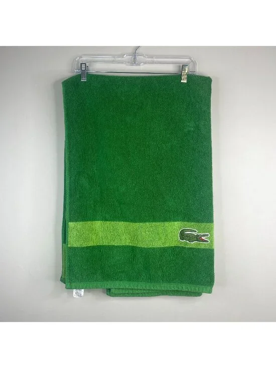 Lacoste Vintage Bath Towel Green Embroidered Gator Izod Preppy Bathroom Decor