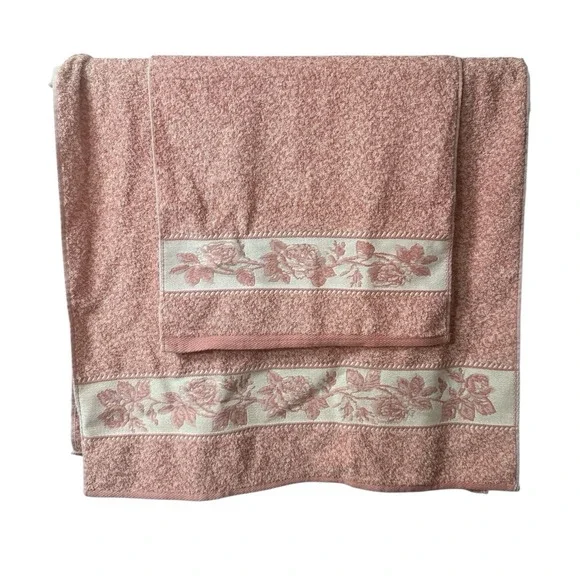 Vintage Celebrity By Santens 100% Cotton Embroidered Floral Pink Towel Set 80's
