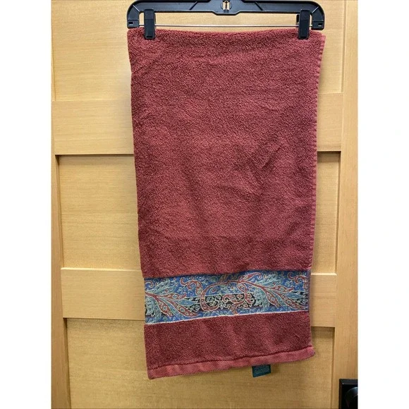 Lauren Ralph Lauren‎ Bath Towel Maroon Paisley Medallion Accent Green Tag 27x50