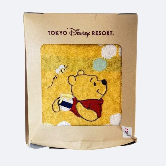 Tokyo Disney Winnie the‎ Pooh Towel 31.5