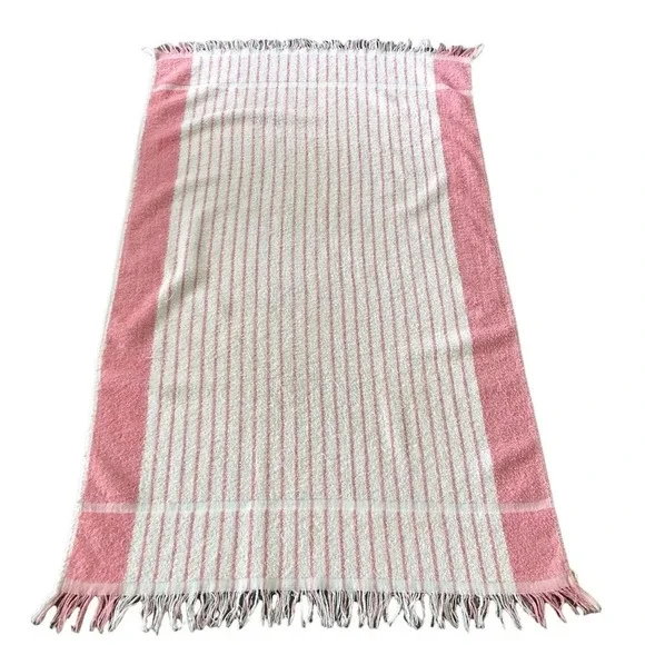 MCM Vintage Cannon 100% Cotton Striped Pink Fringe Granny Bath Towel 21” X 35”‎
