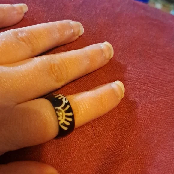 Black and white ring size 8.5