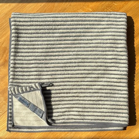 Norwex EUC Gray and White Striped Body / Bath Towel