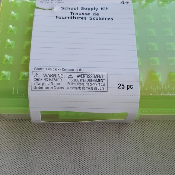 SCHOOL SUPPLY KIT