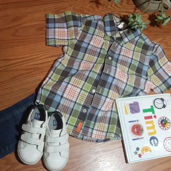 Gymboree‎ short sleeve button up dress shirt