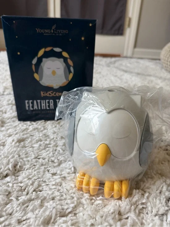 Young Living KidScents Feather the Owl Ultrasonic Diffuser NWT