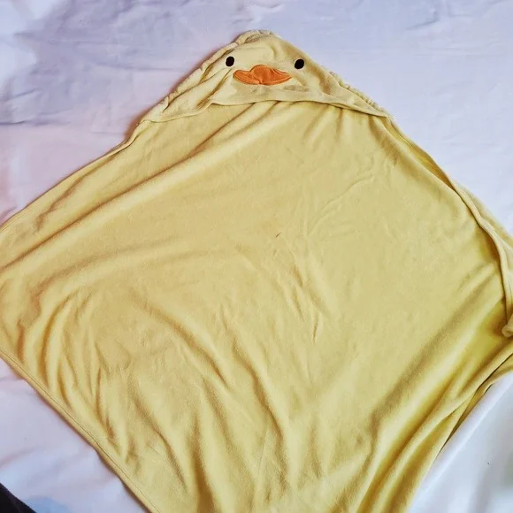 Child of Mine by Carter's Yellow Duck Hooded Baby‎ towel