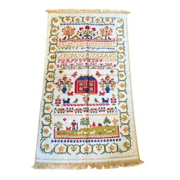 Vintage Fieldcrest American Sampler Bath Towel Pennsylvania Dutch Fringe Yellow