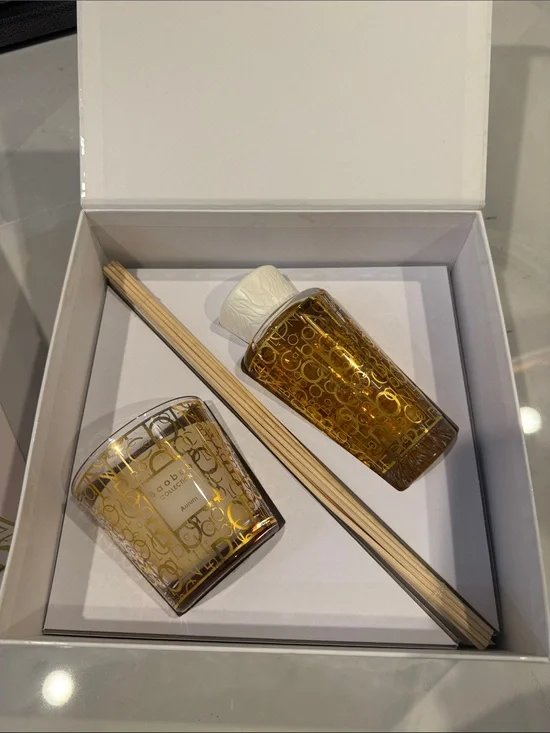 Baobab Collection Gold on White Aurum Decorative Box candle and reed diffuser