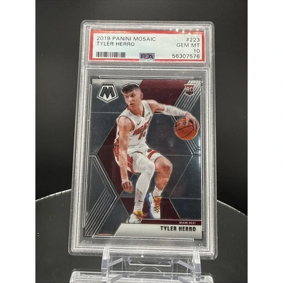 Tyler Herro #223 Panini Mosaic Rookie Card #223. White Jersey, Gem MT 10.