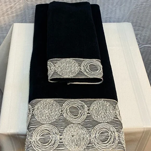 Set of 2 Avanti Towels one bath and one hand towel black and silver