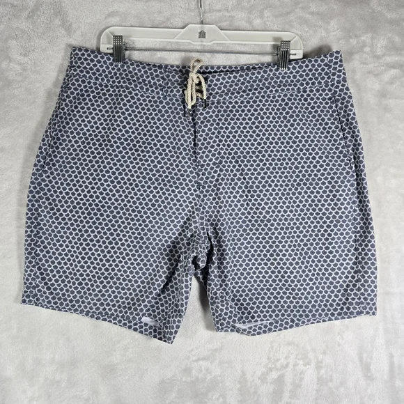 Faherty Board Swim Shorts Trunks Mens Size 36 Blue Fish Scales 6.5” Inseam