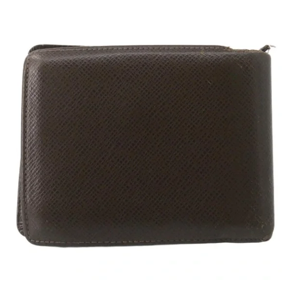 Authentic Men’s Louis Vuitton Taiga Brown Bi-Fold Wallet