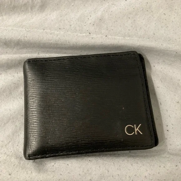 Calvin Klein Black Leather Compact Card & Key Wallet with CK Hardware