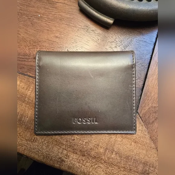 Fossil Men's Brown Leather Wallet