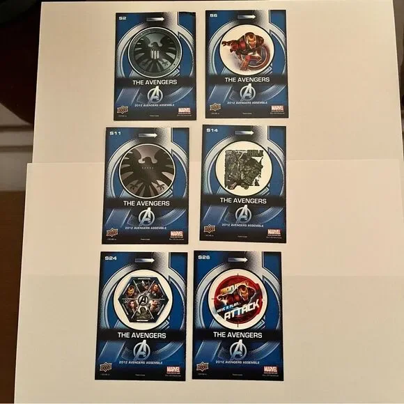 Upper Deck Marvel 2012 The Avengers Assemble trading cards stickers